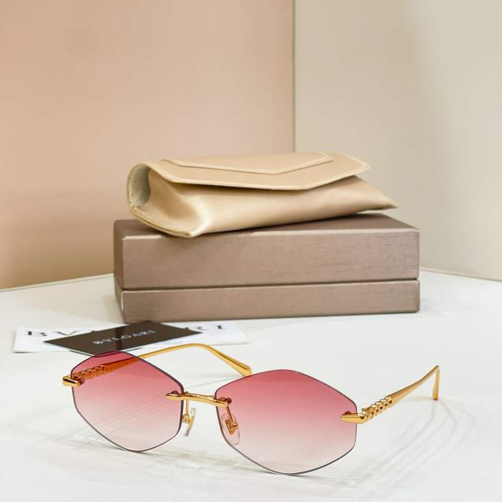Picture of Bvlgari Sunglasses _SKUfw80535524fw